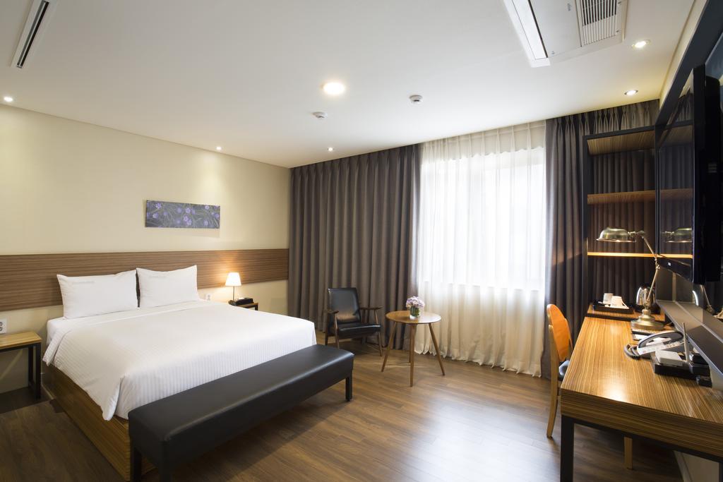 Cinema House Hotel In Busan Exterior photo